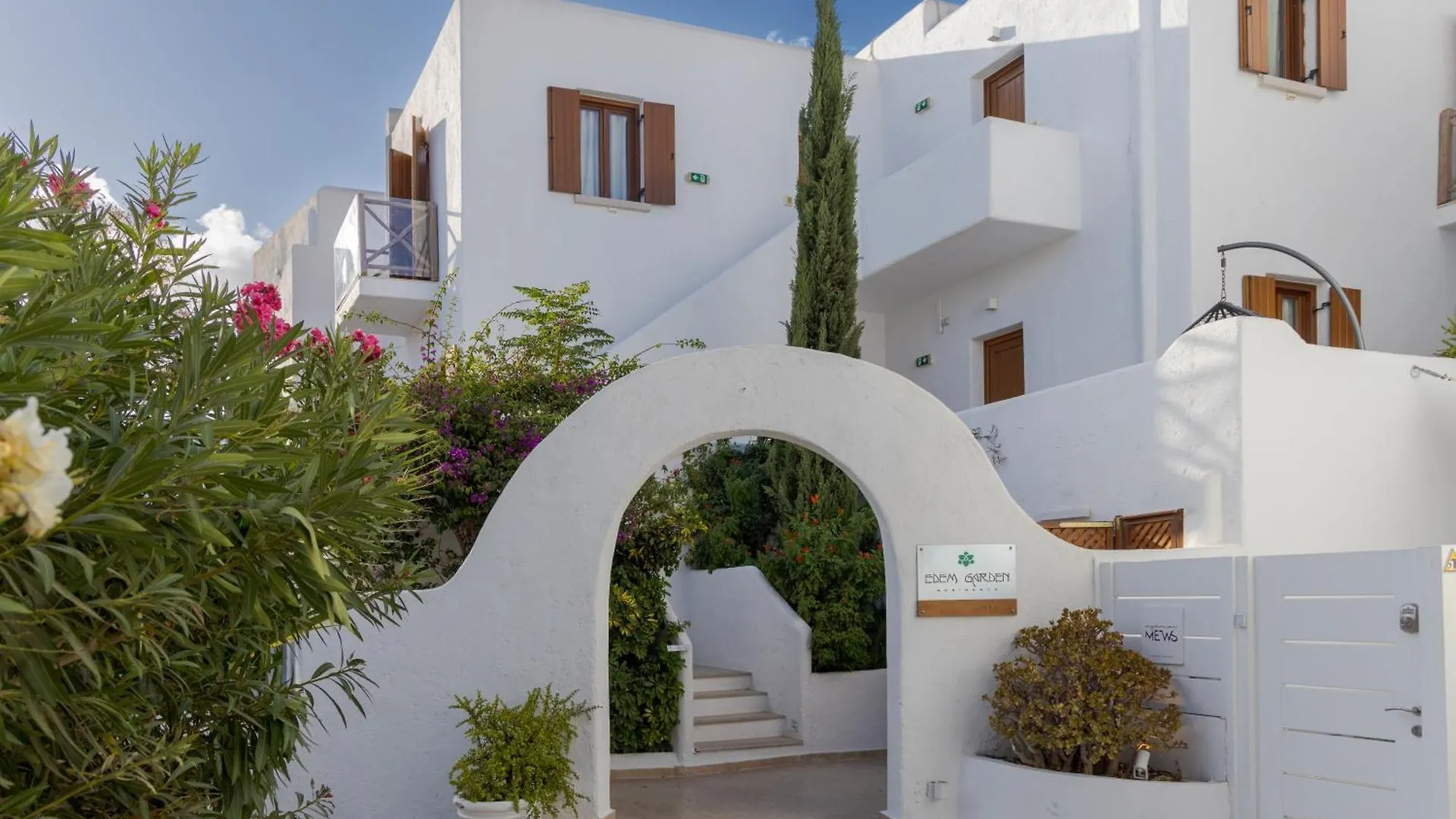 اتصالات Edem Garden Residence By Estia 